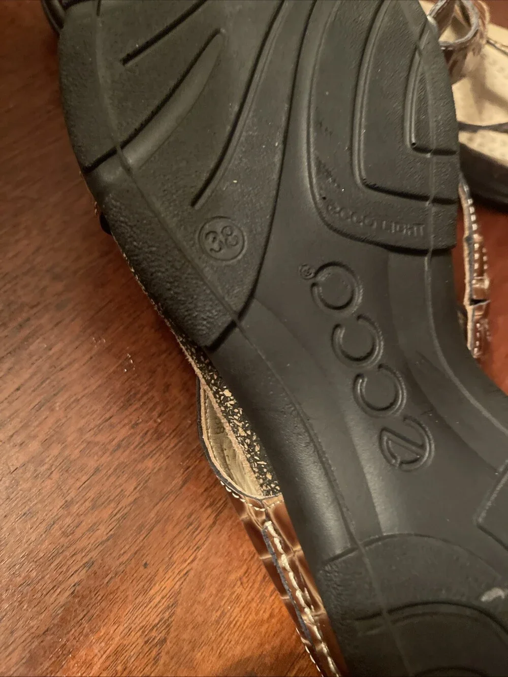 Ecco Light Brown Croc Print Strappy Sandals Women's Size 8M Adjustable (S1983)